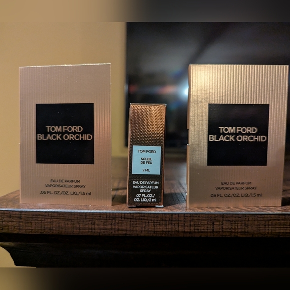 Tom Ford Lot Samples - Picture 2 of 10